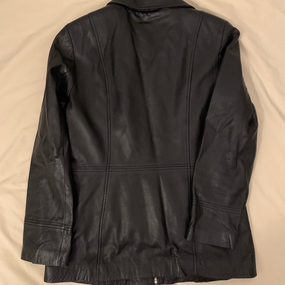 Women’s Wilson’s Black Leather Jacket M 10-12 EUC - Picture 2 of 6